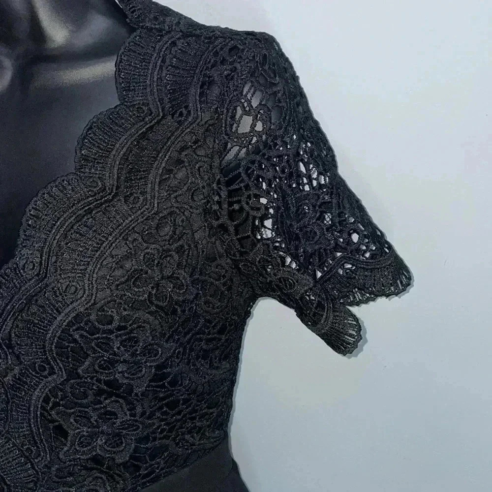 🛑Sold🛑 Lulu’s Black Lace Dress- Small - Picture 6 of 12